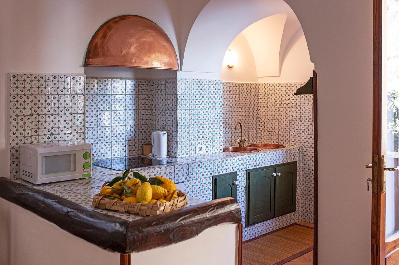 Borgo Di Conca Dei Marini Villa Luaran gambar